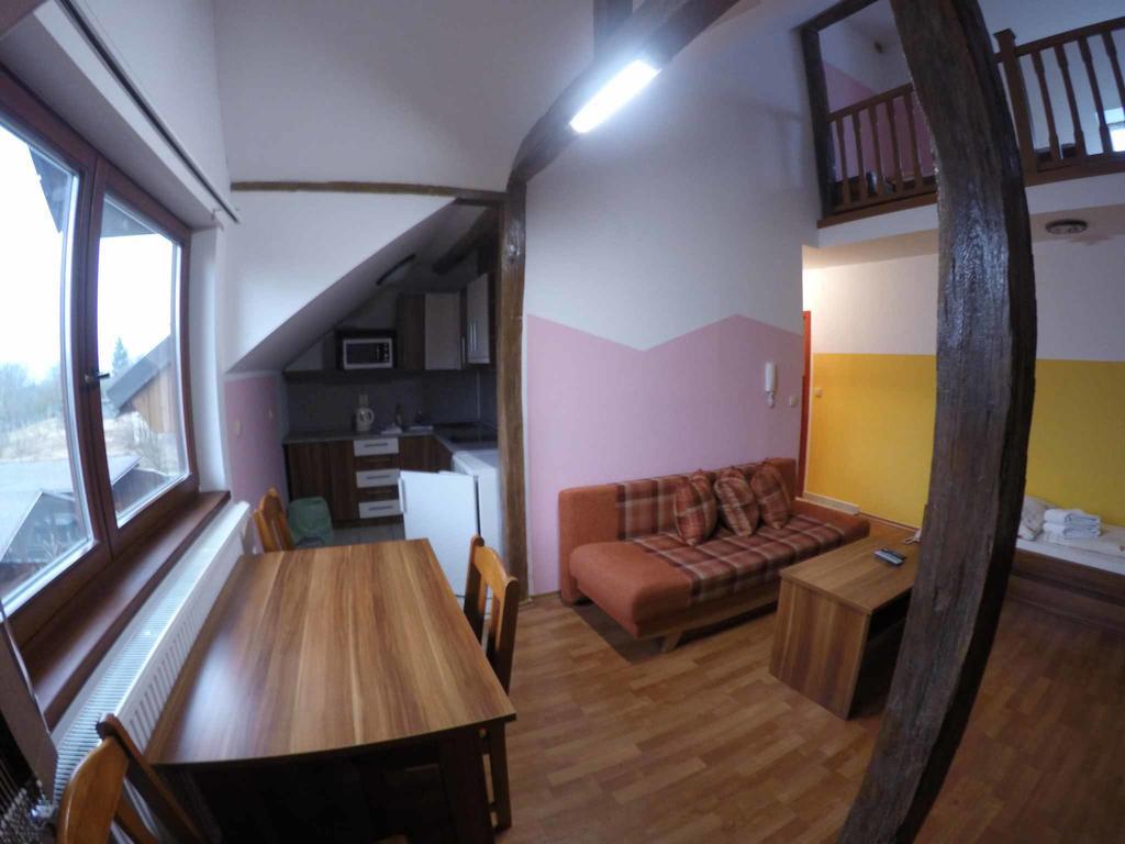 Penzion U Holuba Hradcovice ภายนอก รูปภาพ