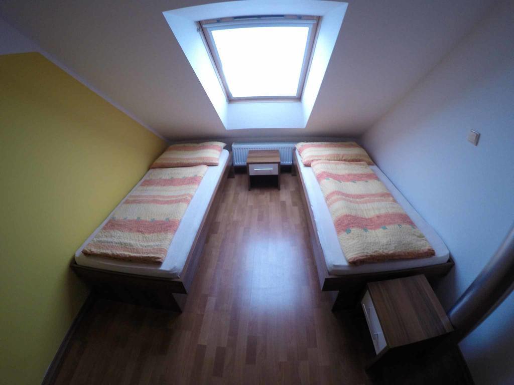 Penzion U Holuba Hradcovice ภายนอก รูปภาพ