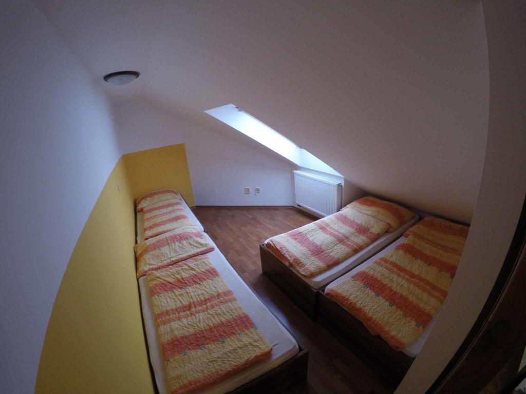 Penzion U Holuba Hradcovice ภายนอก รูปภาพ